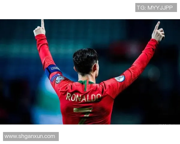 新生代足球明星崭露头角引发全球关注与期待